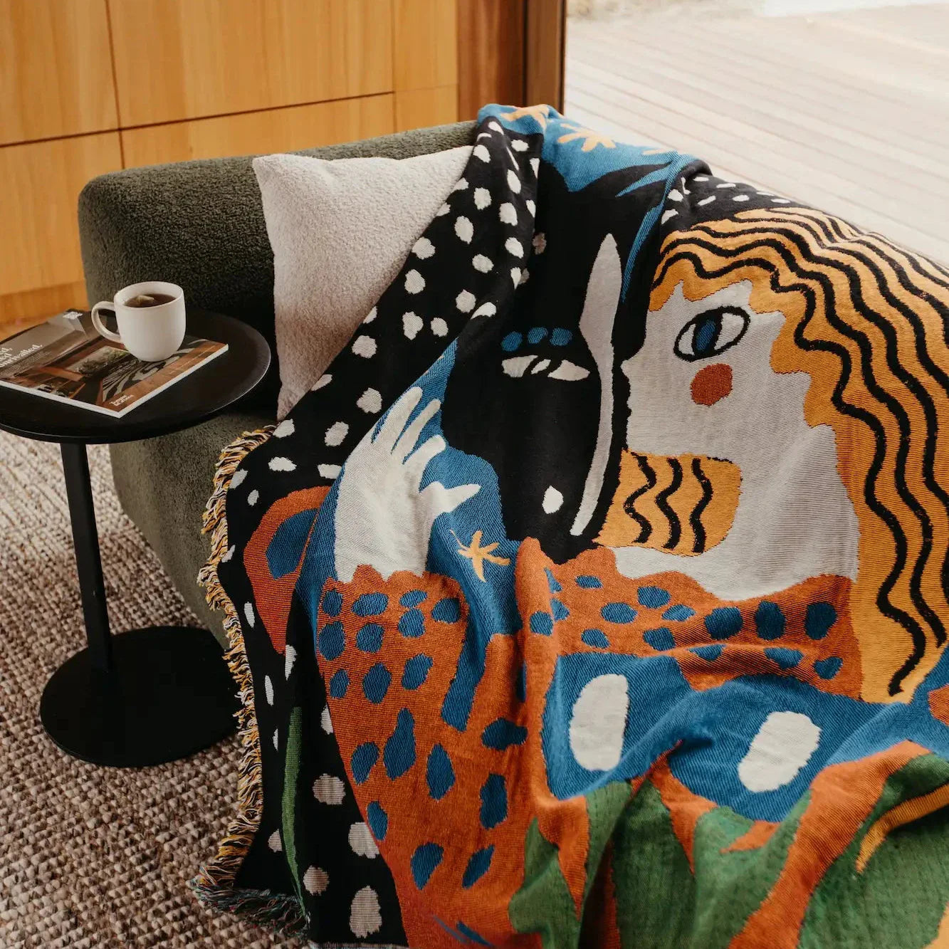 Alma Throw